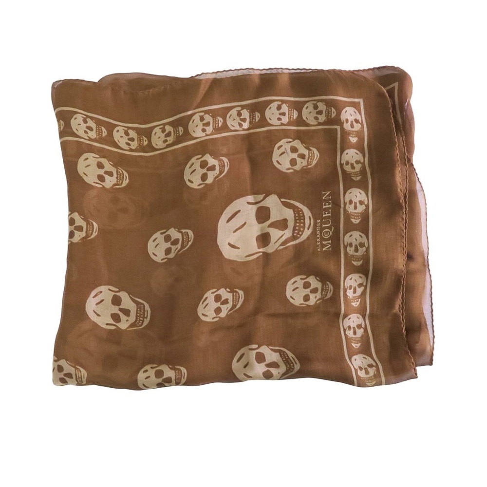 🛍️ ALEXANDER MCQUEEN silk scarf